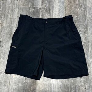 L.L. BEAN DARK GRAY (ALMOST BLACK) ADJUSTABLE HIKING SHORTS LADIES SIZE LARGE